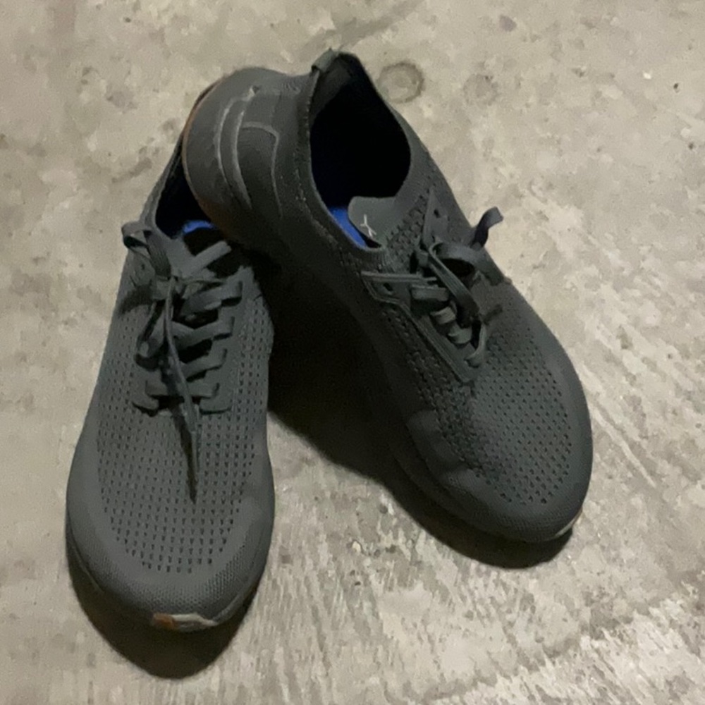 Flux Footwear Grey Adapt Runner-EUC
